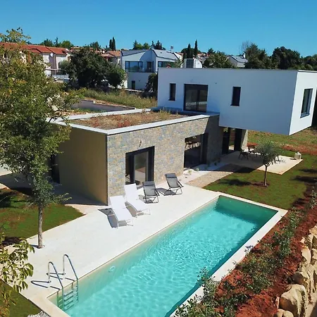 Zen - With Pool & Close To The Sea Tar-Vabriga