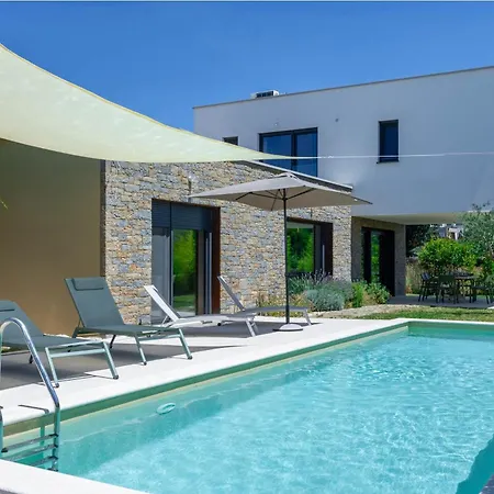 Zen - With Pool & Close To The Sea Tar-Vabriga