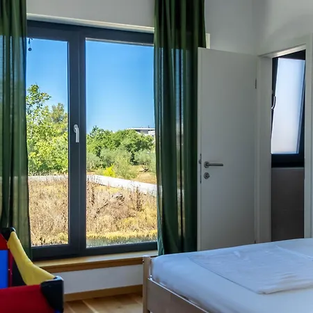 Zen - With Pool & Close To The Sea *
